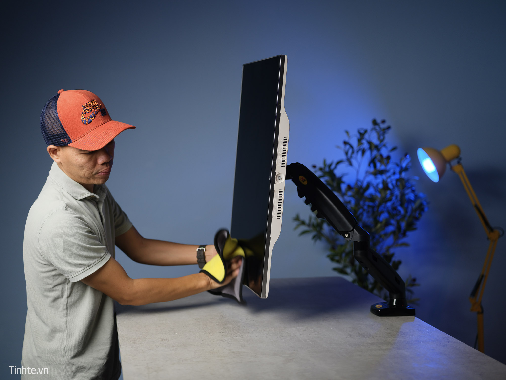 Monitor_arm_tinhte-19.jpg